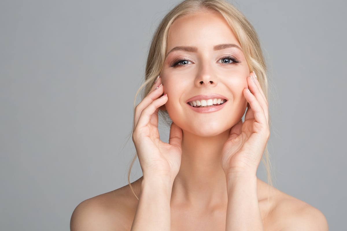 Patients seeking to reduce the appearance of baby fat can get effective and long-lasting results with buccal fat pad removal, a procedure performed by experienced facial plastic surgeon Dr. Bared.
