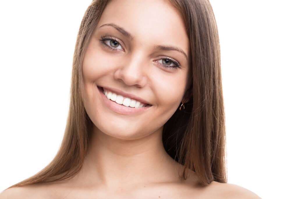 Having a beautifully balanced nose can be life-altering, and rhinoplasty surgery for long-nosed women allows them to achieve the beautiful nose they've always dreamed of.