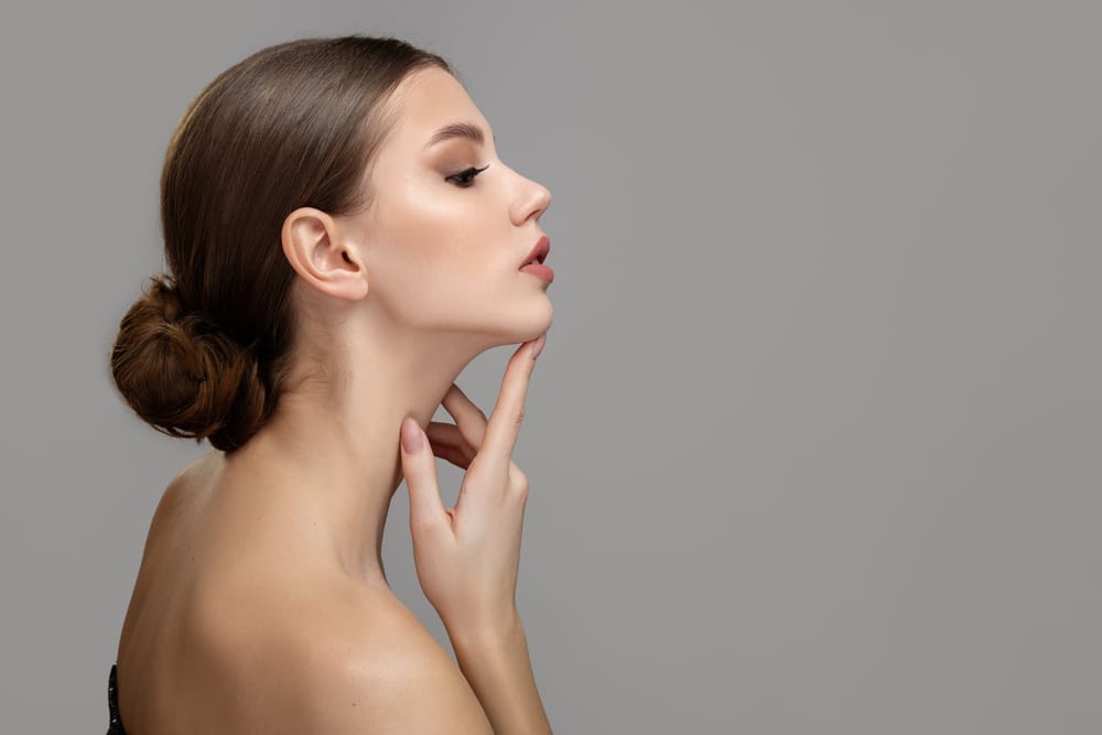 Neck lift vs. Facelift: Which is right for you?